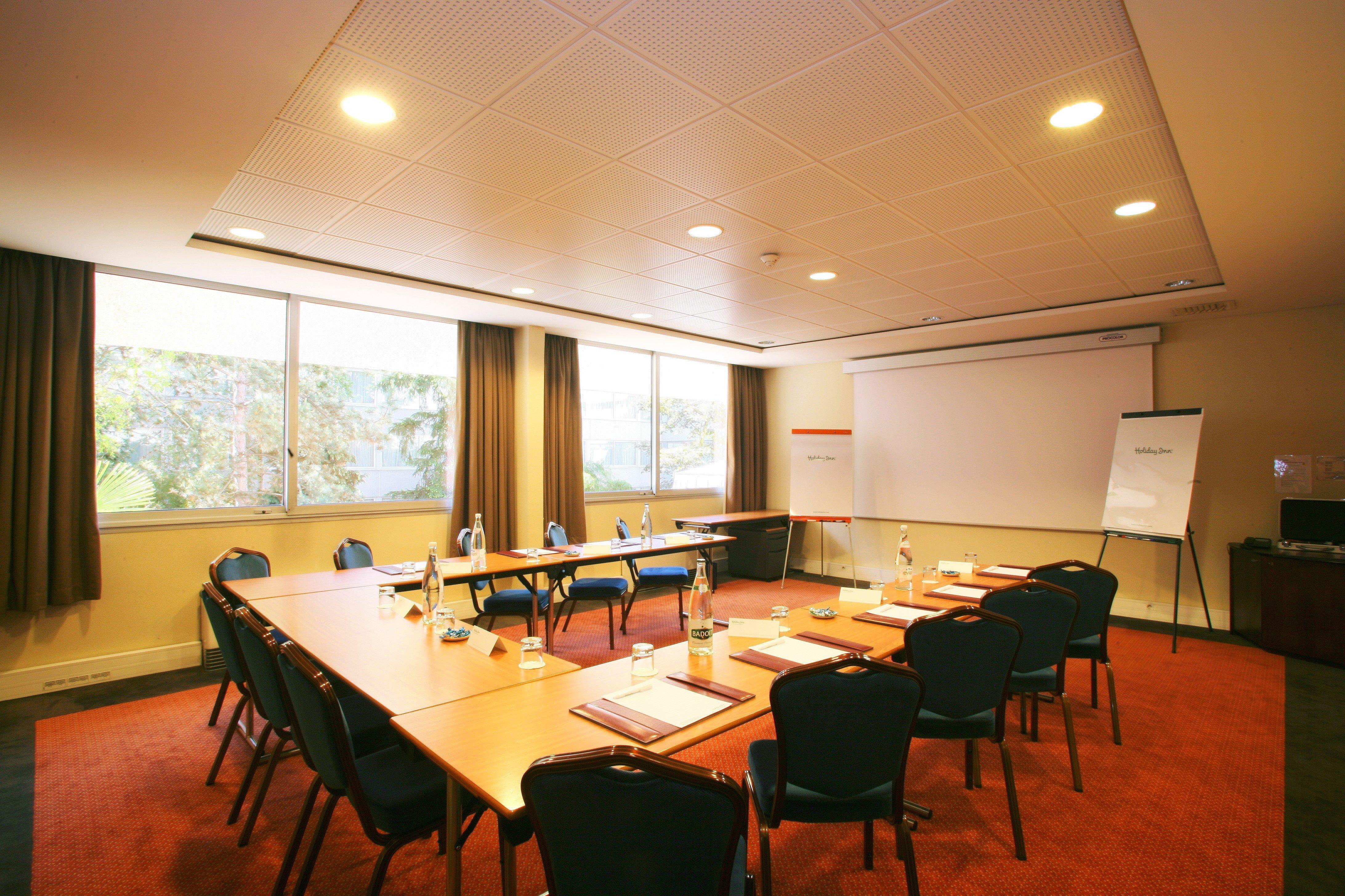 Doubletree By Hilton Paris Bougival Hotel Ngoại thất bức ảnh