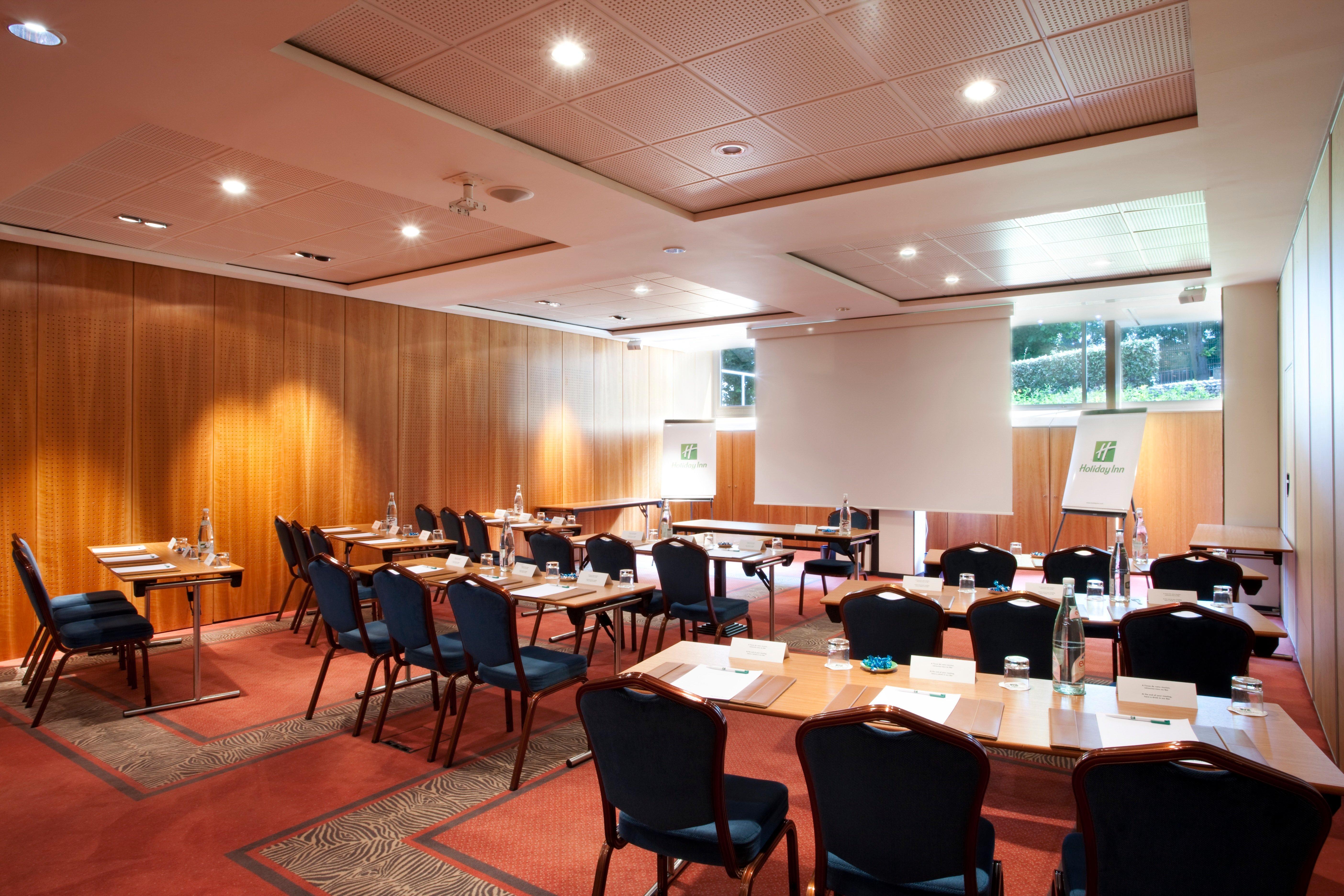 Doubletree By Hilton Paris Bougival Hotel Ngoại thất bức ảnh