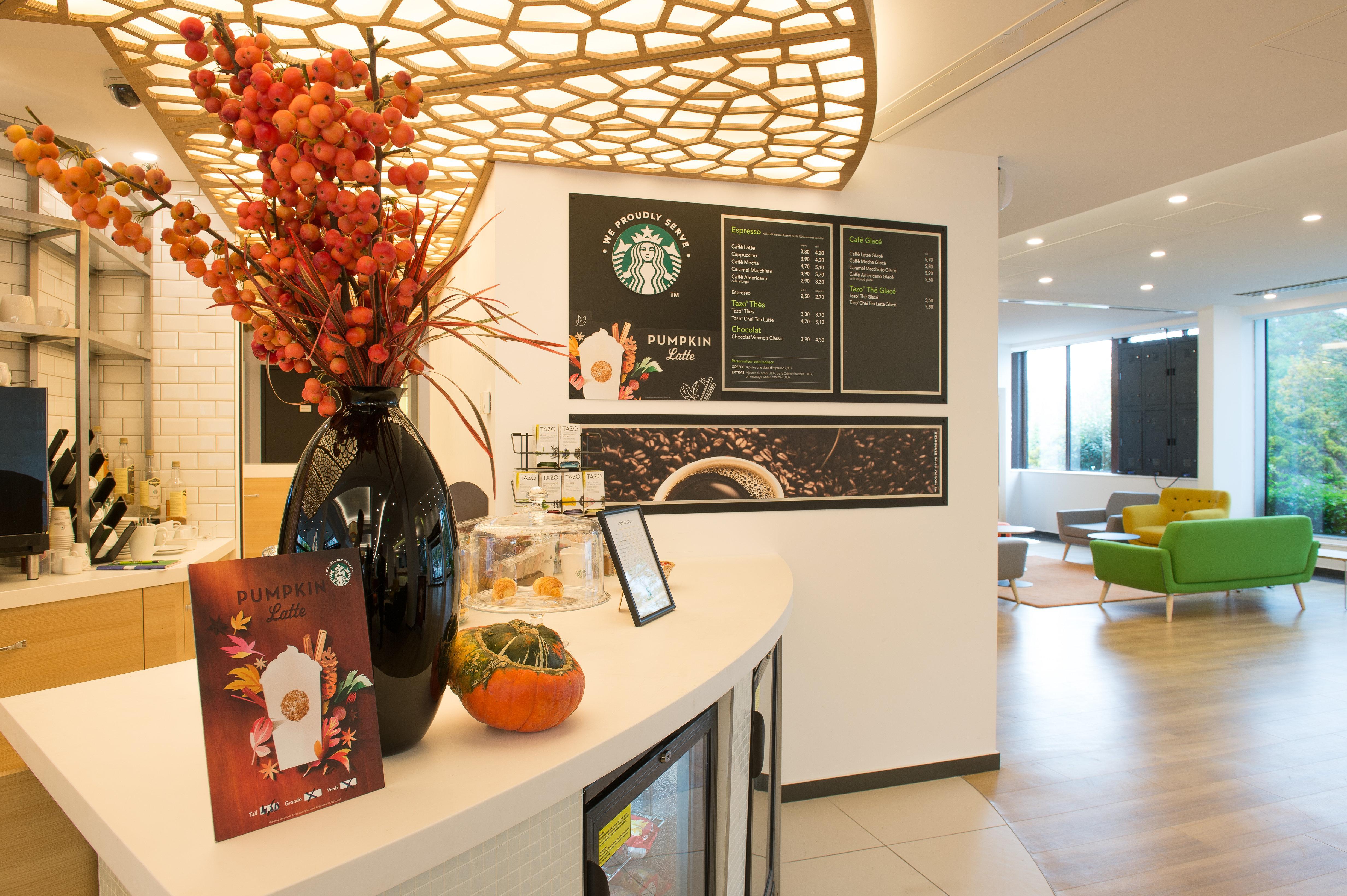 Doubletree By Hilton Paris Bougival Hotel Ngoại thất bức ảnh