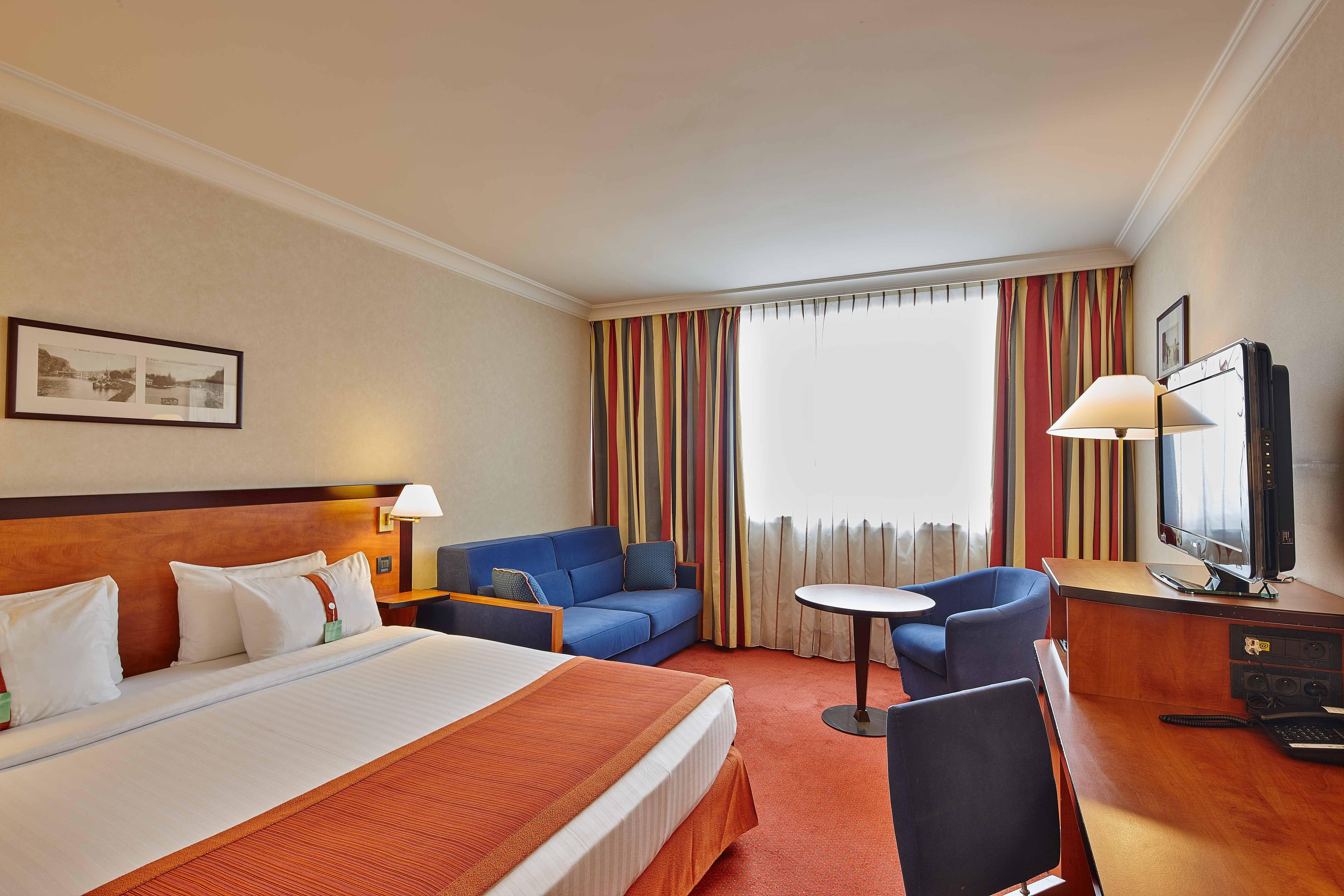 Doubletree By Hilton Paris Bougival Hotel Ngoại thất bức ảnh