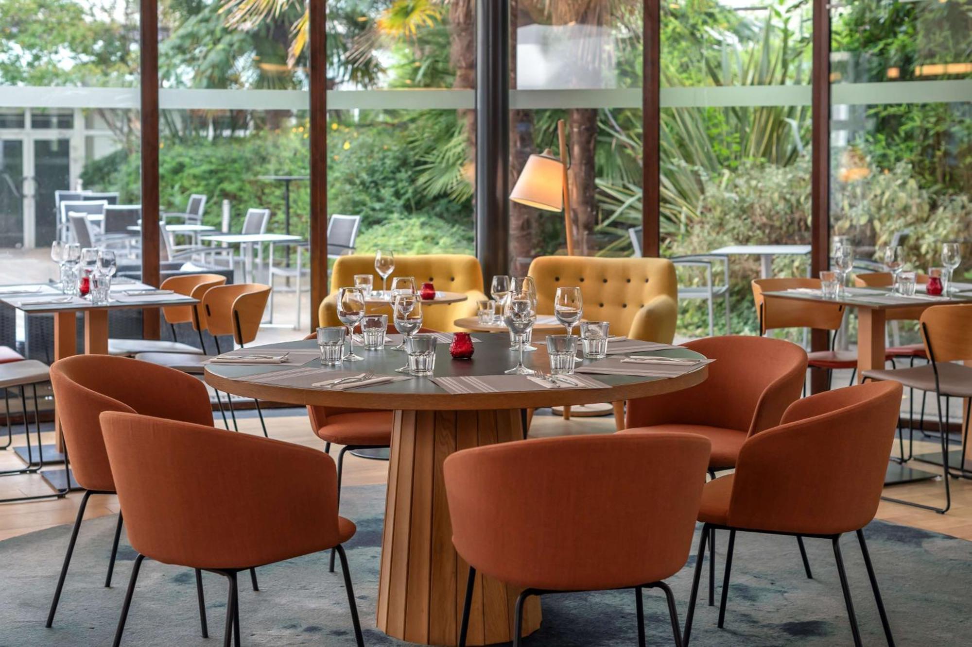 Doubletree By Hilton Paris Bougival Hotel Ngoại thất bức ảnh