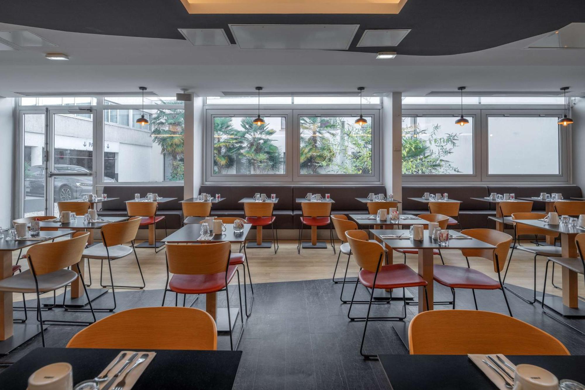 Doubletree By Hilton Paris Bougival Hotel Ngoại thất bức ảnh