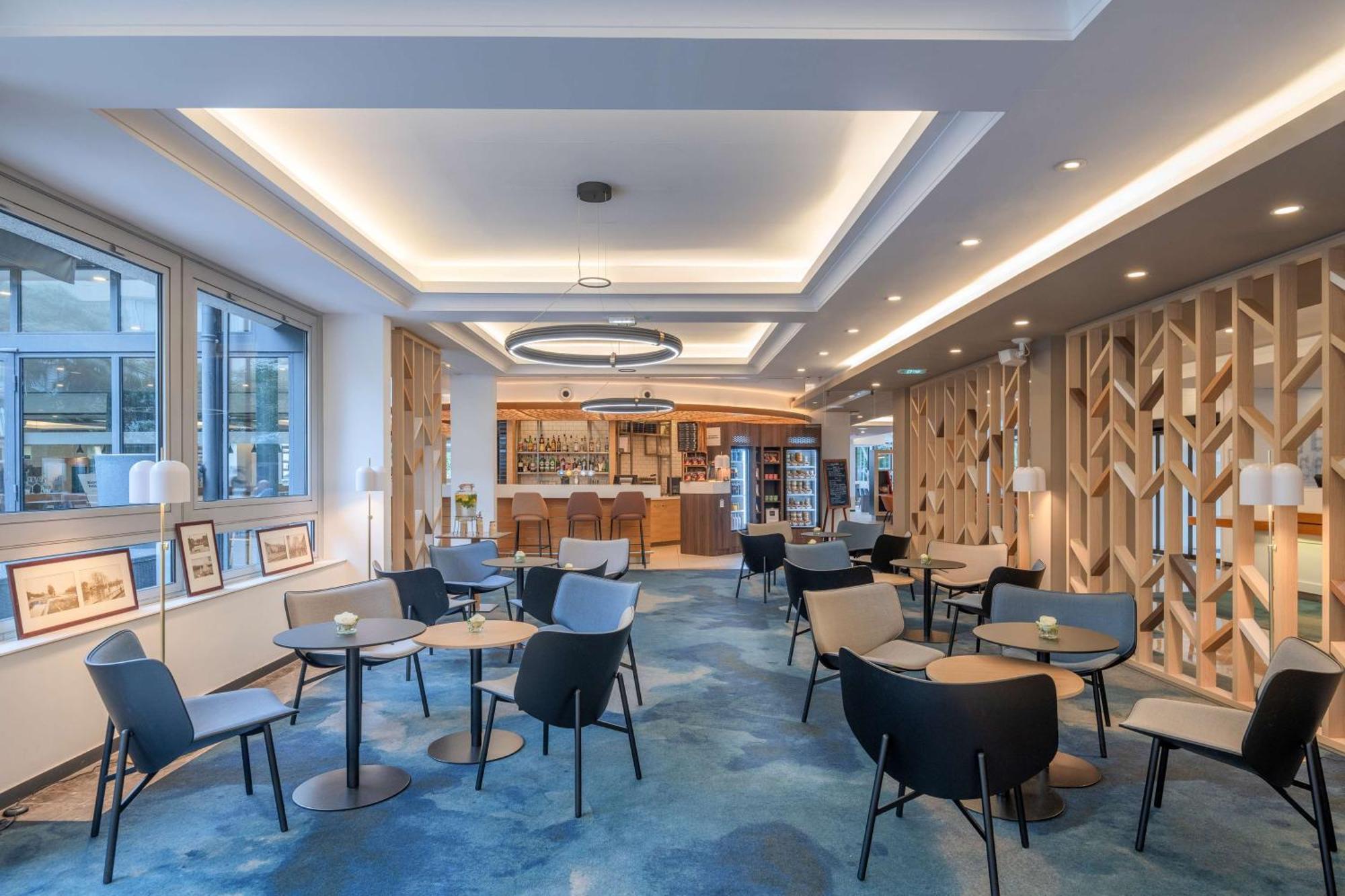 Doubletree By Hilton Paris Bougival Hotel Ngoại thất bức ảnh